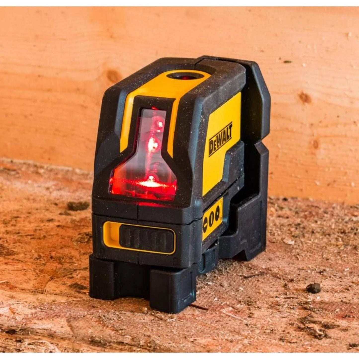 DeWALT DW0822 Cross Line and Plumb Spots Laser