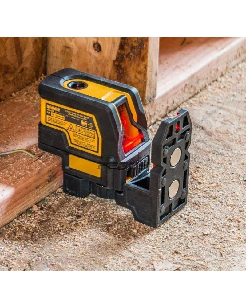 DeWALT DW0822 Cross Line and Plumb Spots Laser