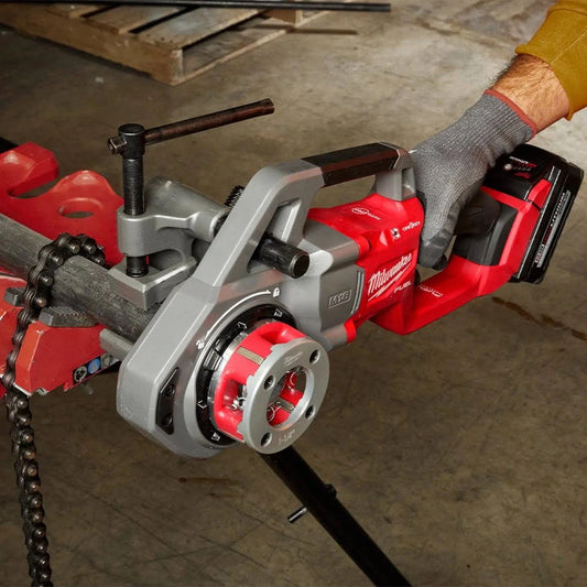 Milwaukee 2870-22 M18 FUEL Compact Pipe Threader