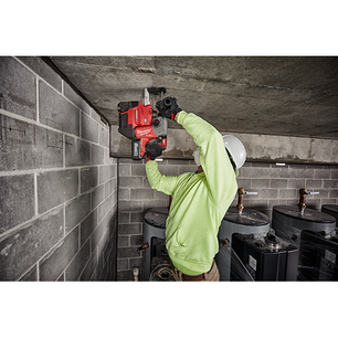 Milwaukee M18 FUEL™ 1” SDS Plus Rotary Hammer w/ Dust Extractor Kit 2912-22DE