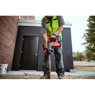 Milwaukee M18 FUEL™ 1” SDS Plus Rotary Hammer w/ Dust Extractor Kit 2912-22DE
