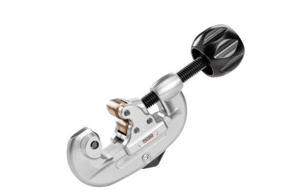 RIDGID 32910 Model 10 Screw Feed Tubing and Conduit Cutter