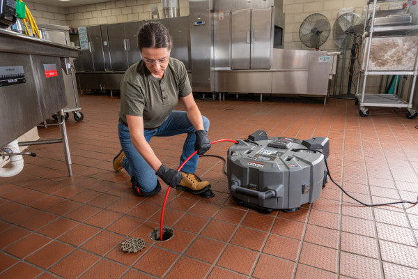 RIDGID 79773 KM-1004 FlexShaft Milling Machine Domestic (1 1/4in (32mm) - 4in (100mm)) - With Batteries & Charger