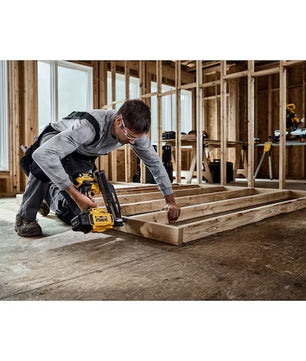 DeWALT DCN930B 20V MAX* XR® Brushless 30° Paper Collated Framing Nailer (Tool Only)