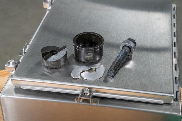 Greenlee 7238SB Knockout Kit with Ratchet and SlugBuster 1/2