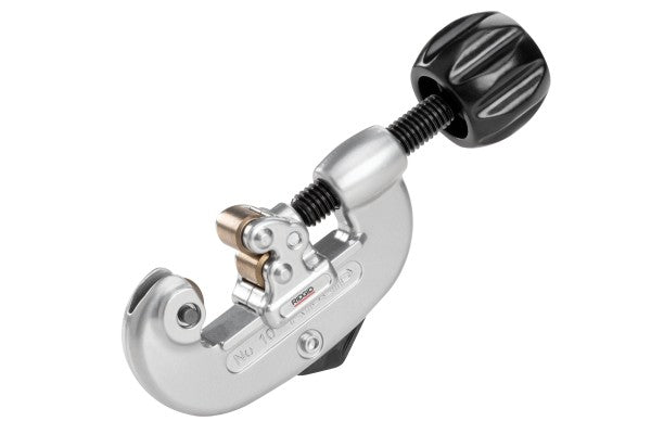 RIDGID 32910 Model 10 Screw Feed Tubing and Conduit Cutter