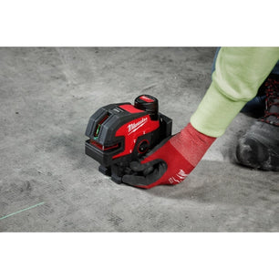 Milwaukee 3624-21 M12™ Green Cross Line & 4-Points Laser Kit - McCally Tool and Supply | Industrial Distributor & Repair