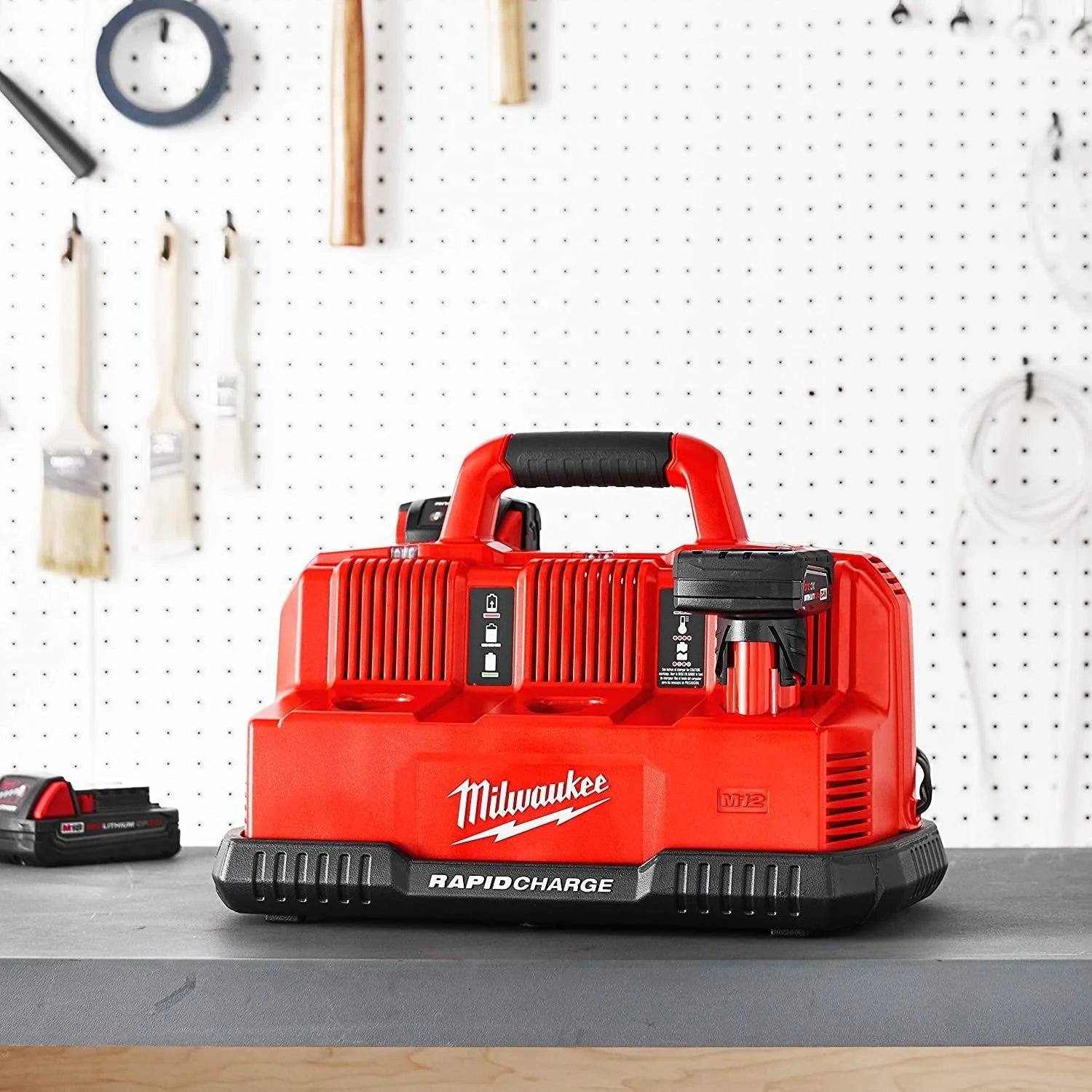 Milwaukee 48-59-1807 M18™ & M12™ Rapid Charge Station - McCally Tool and Supply | Industrial Distributor & Repair