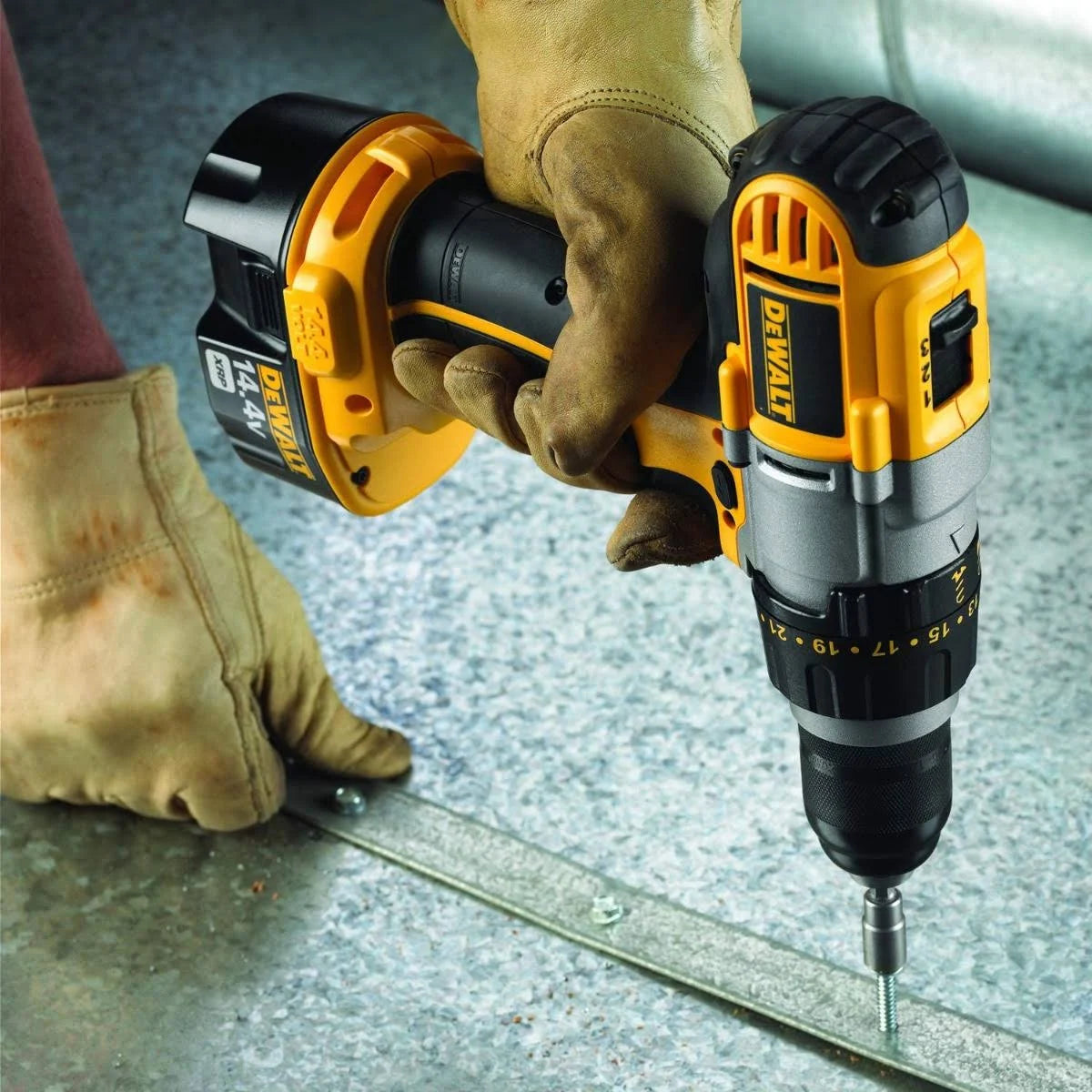 Perceuse Dewalt DC984 14.4 volts - Bricolage Perceuse Dewalt DC984 14.4 volts - Bricolage