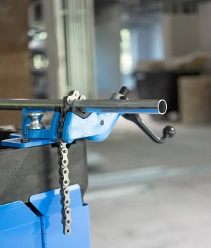 Magnum Tool CARTA-CV-212 2.5 Inch Bench Chain Vise and Mount for Service Carts